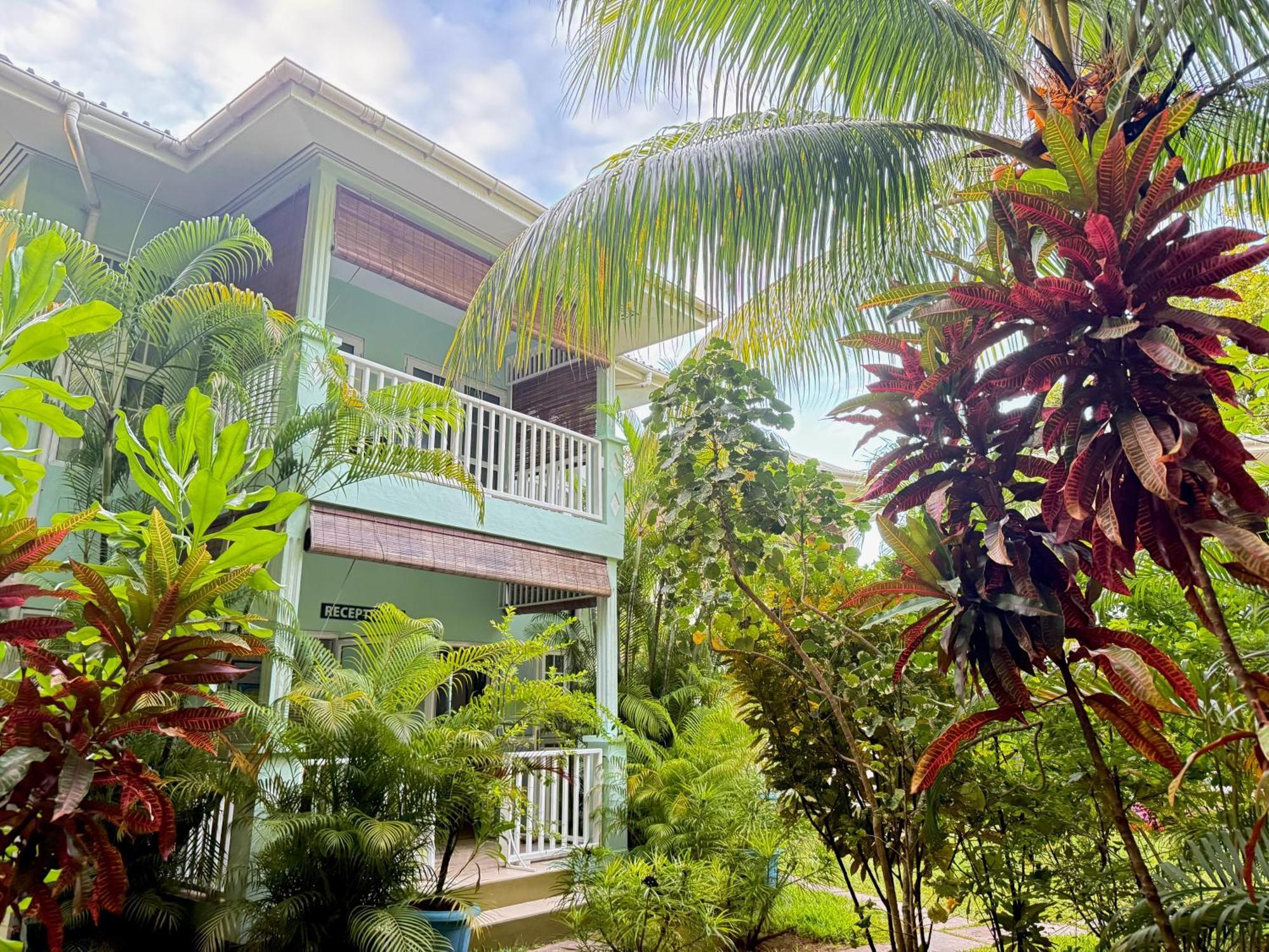 Bord Mer Villa Beau Vallon  Exterior photo